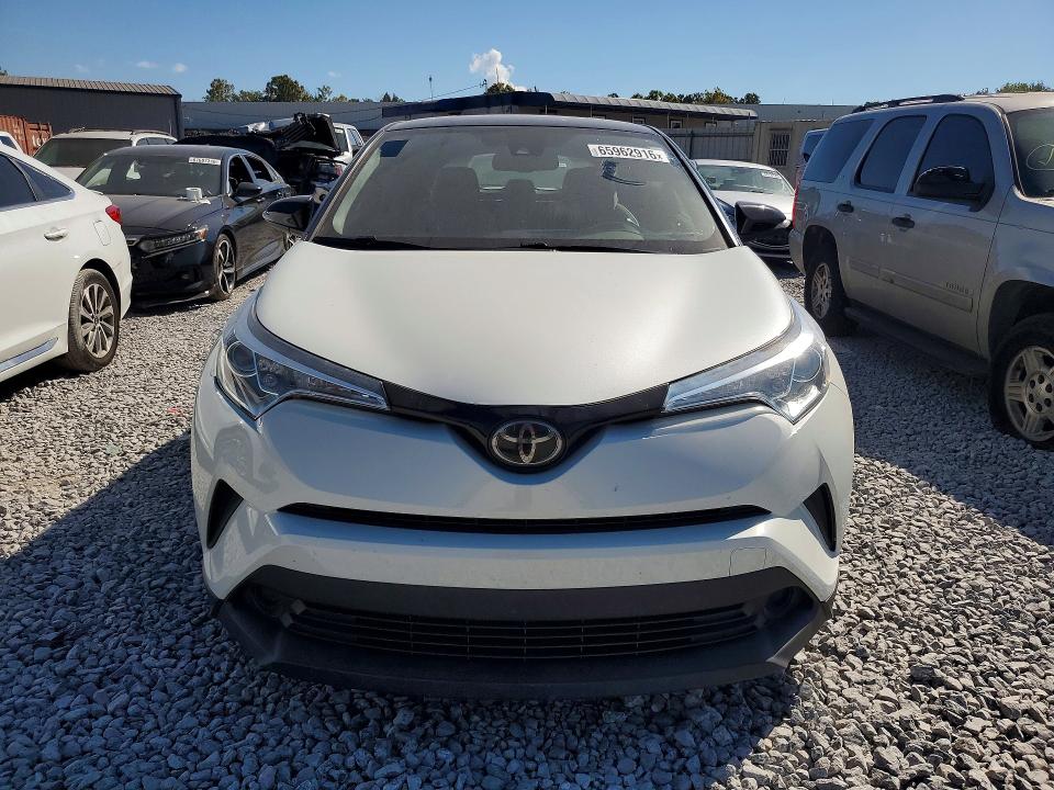 2019 Toyota C-hr VIN NMTKHMBX8KR087230 COPART salvage auction — MINOR DENT/SCRATCHES, Salvage Title, sold $6,100 on 2026-09-29 (photo 5)