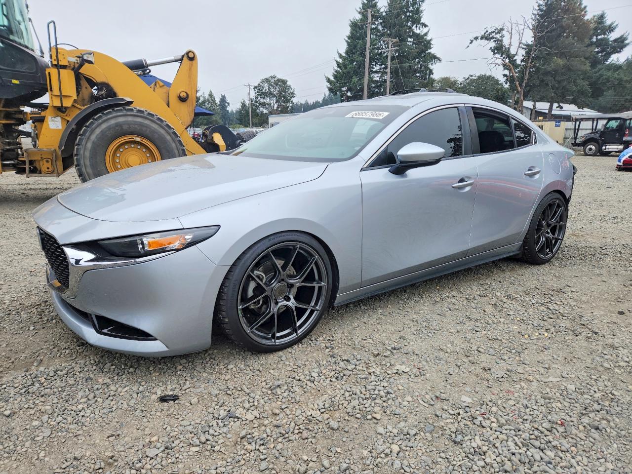 2020 Mazda 3 VIN 3MZBPBDM8LM131379 — COPART salvage auction photo