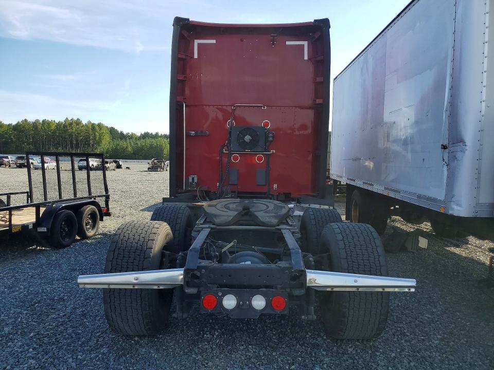 2020 Kenworth T680 VIN 1XKYDP9X7LJ358943 COPART salvage auction — MINOR DENT/SCRATCHES, OH - CERTIFICATE OF TITLE (P), sold $19,500 on 2026-09-25 (photo 6)