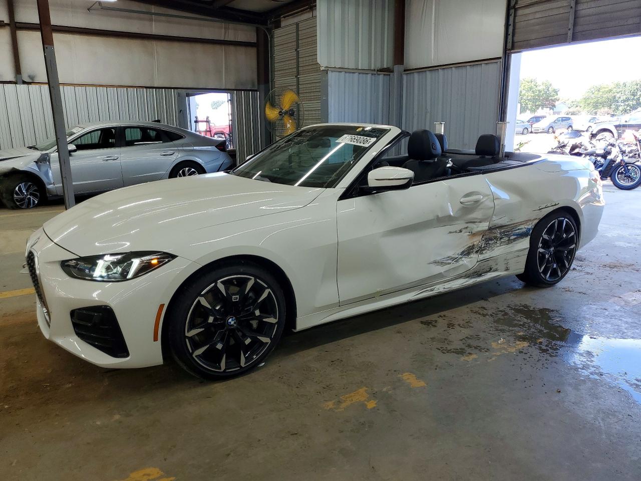 2027 BMW 4 Series VIN WBA33DB00VCY03015 — COPART salvage auction photo