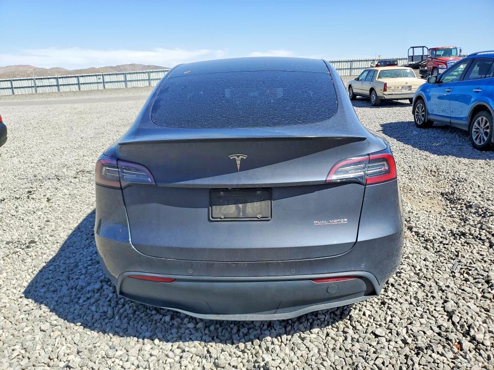 2020 Tesla Model y VIN 5YJYGDEF9LF023916 COPART salvage auction — FRONT END, NV - SALVAGE TITLE, sold $9,300 on 2026-10-08 (photo 6)