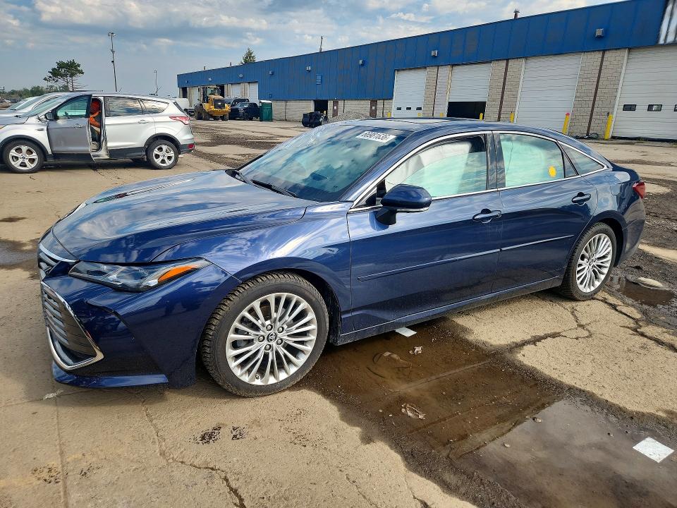 2019 Toyota Avalon VIN 4T1BZ1FB8KU037401 — COPART salvage auction photo