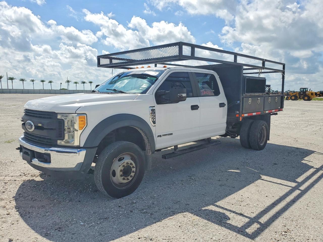 2017 Ford F-550 Super Duty VIN 1FD0W5GT0HED79846 — COPART salvage auction photo