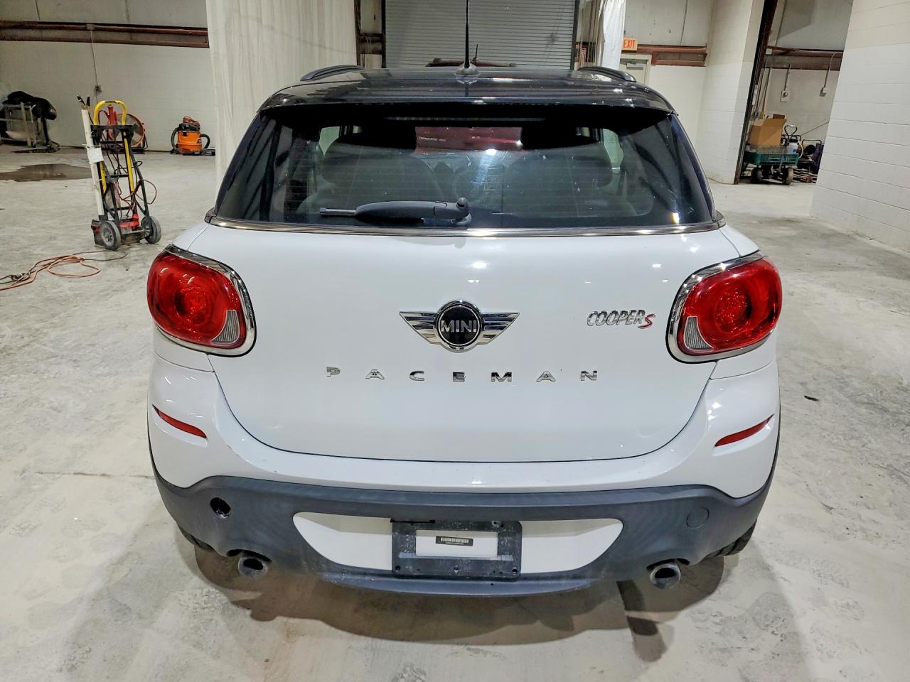 2014 Mini Cooper VIN WMWSS7C5XEWN72181 COPART salvage auction — Minor Dent/Scratches, WV - CERTIFICATE OF TITLE (P), sold $2,450 on 2026-09-14 (photo 6)