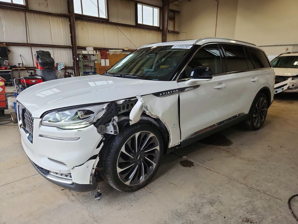 2020 Lincoln Aviator VIN 5LM5J7XC9LGL18280 — COPART salvage auction photo