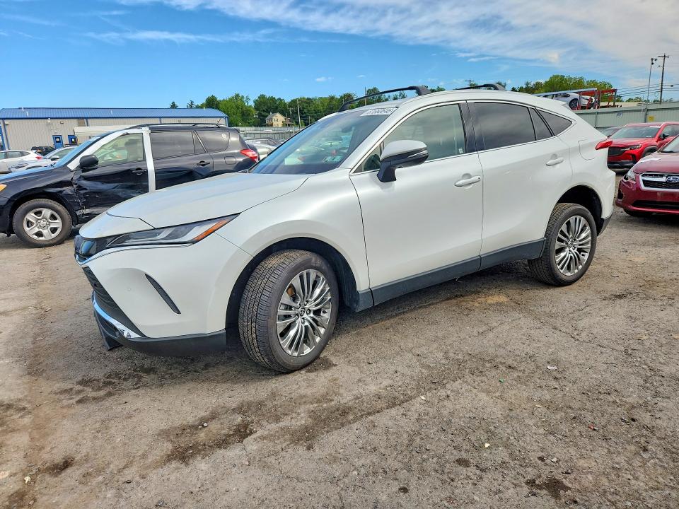 2023 Toyota Venza VIN JTEAAAAH5PJ128486 — COPART salvage auction photo