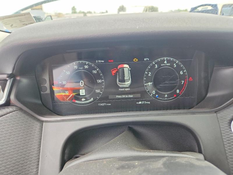 2018 Land Rover Range Rover Velar VIN SALYB2RX5JA723579 COPART salvage auction — NORMAL WEAR, Va - Dealer Only Clean Title (P), sold $1,550 on 2026-10-06 (photo 9)