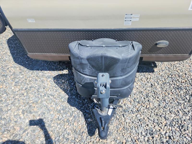 2014 Forrest river Trailers VIN 4X4TRLB29ED127343 COPART salvage auction — HAIL, CO - CERTIFICATE OF TITLE, sold $3,250 on 2026-09-22 (photo 7)