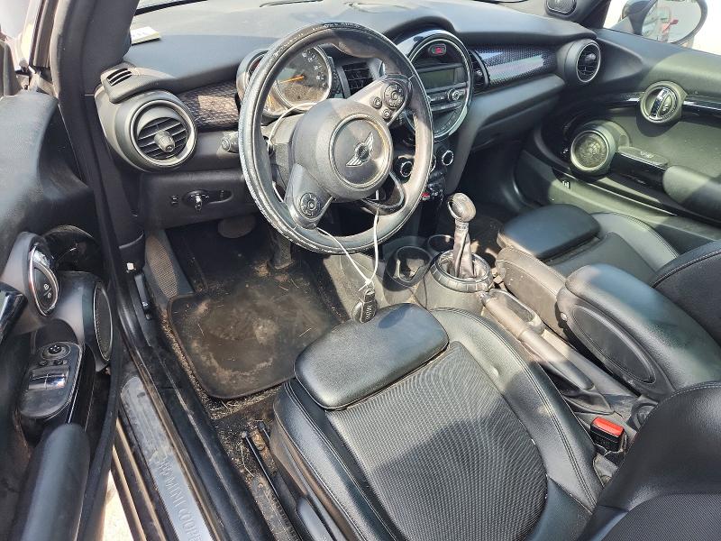 2014 Mini Cooper VIN WMWXM7C51ET986192 COPART salvage auction — MINOR DENT/SCRATCHES, MO - CERTIFICATE OF TITLE, sold $900 on 2026-09-15 (photo 8)