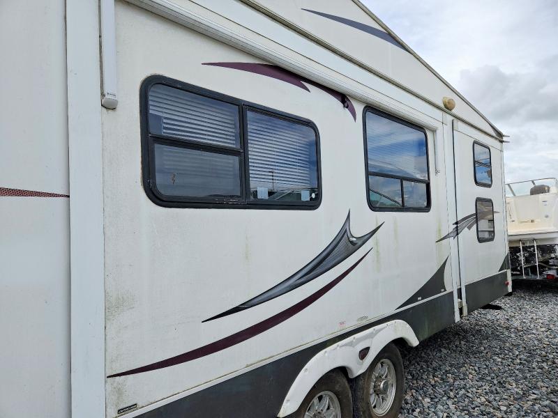 2013 Forest River Sabre VIN 4X4FSRK24D3007006 COPART salvage auction — MINOR DENT/SCRATCHES, CT, sold $2,950 on 2026-09-18 (photo 9)