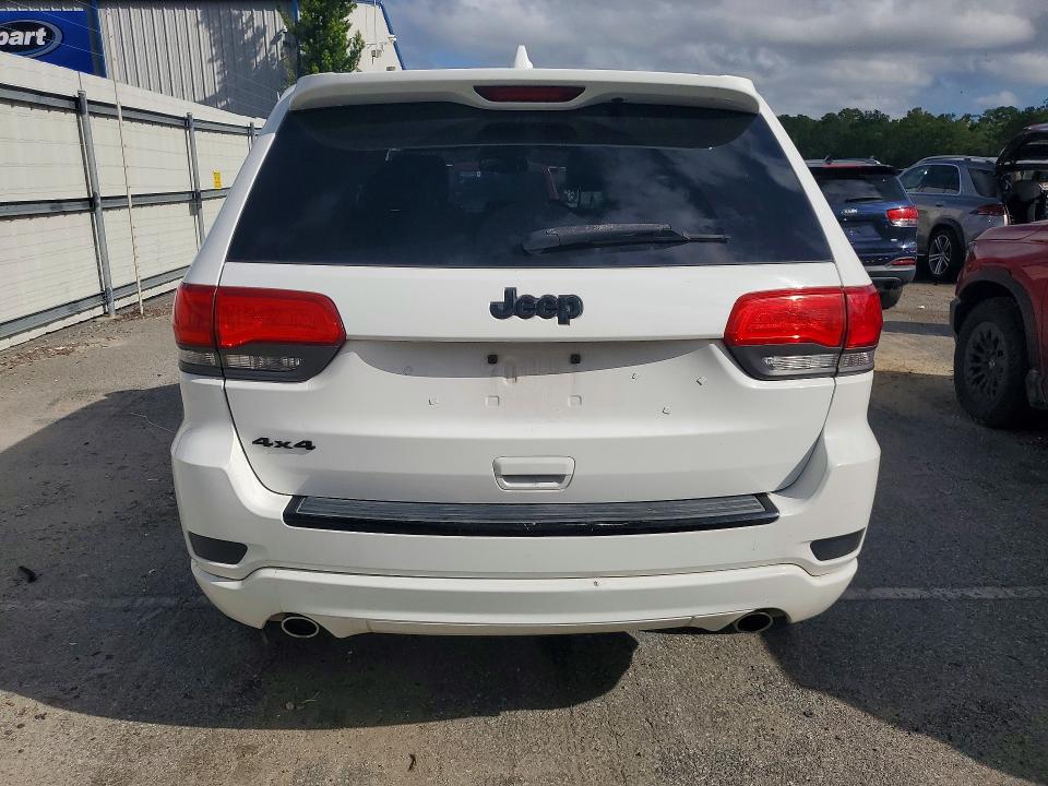 2015 Jeep Cherokee VIN 1C4RJFAG7FC651815 COPART salvage auction — MINOR DENT/SCRATCHES, NC - CERTIFICATE OF TITLE, sold $2,900 on 2026-09-28 (photo 6)