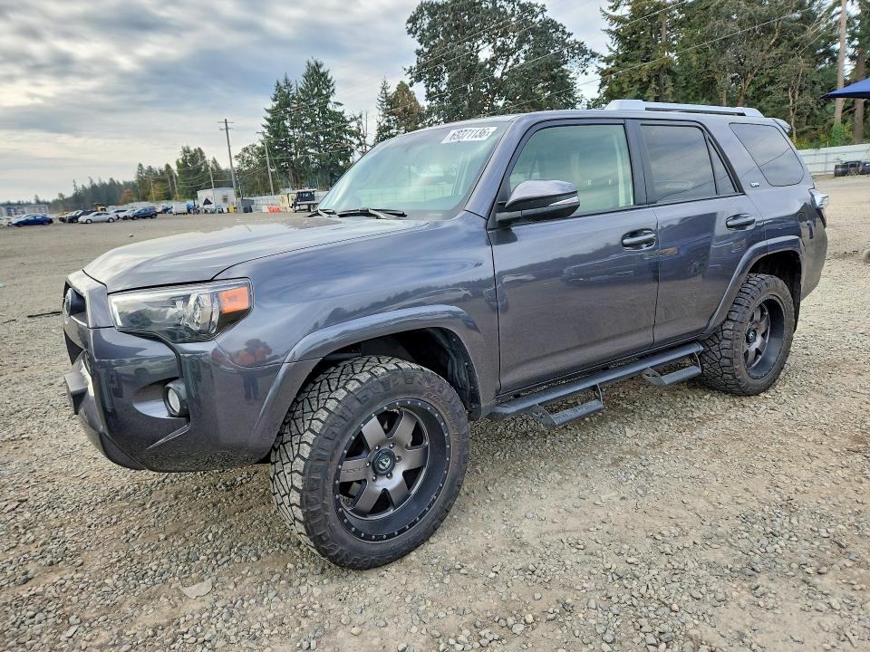 2018 Toyota 4runner VIN JTEBU5JR6J5552500 — COPART salvage auction photo