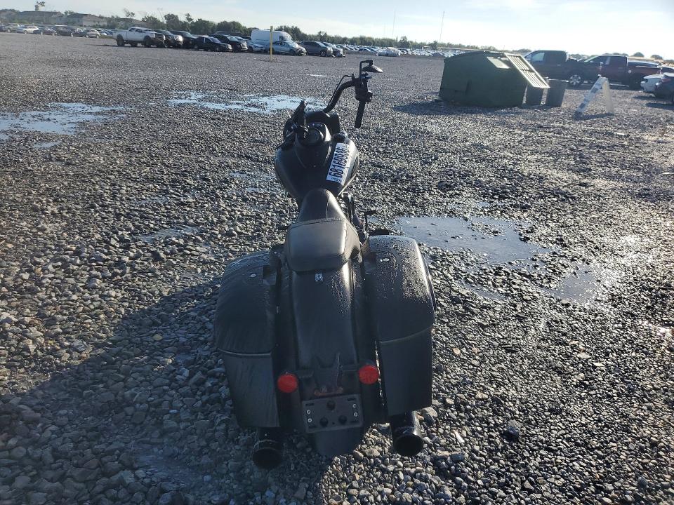 2021 Indian motorcycle co. Springfield VIN 56KTJDDBXM3394165 COPART salvage auction — FRONT END, FL - CERT OF TITLE SLVG REBUILDABLE, sold $3,000 on 2026-09-18 (photo 4)
