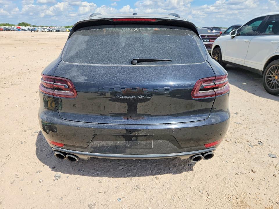 2017 Porsche Macan VIN WP1AG2A52HLB51694 COPART salvage auction — MINOR DENT/SCRATCHES, TX - CERTIFICATE OF TITLE, sold $12,700 on 2026-10-08 (photo 6)