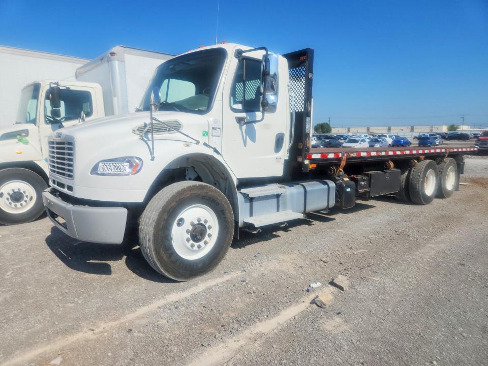 2017 Freightliner M2 VIN 1FVHCYCY2HHHV8162 — COPART salvage auction photo