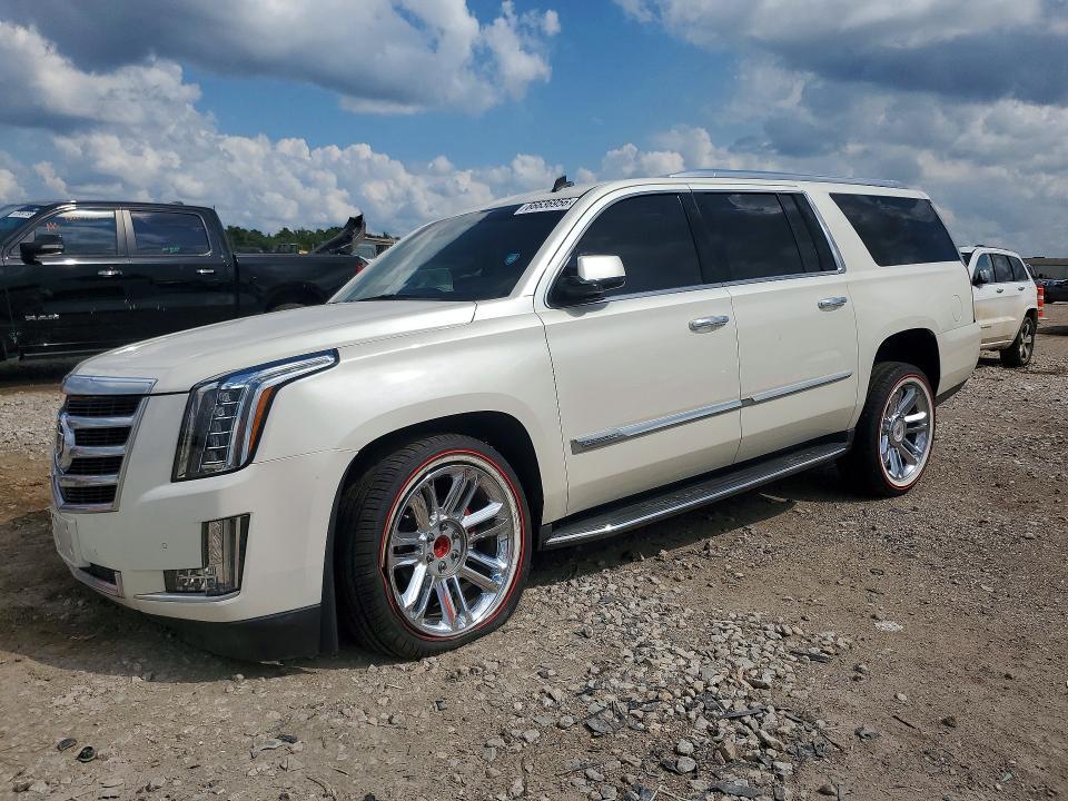 2015 Cadillac Escalade VIN 1GYS3HKJ4FR194762 — COPART salvage auction photo