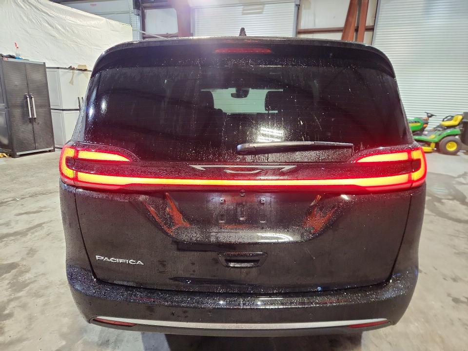 2027 Chrysler Pacifica VIN 2C4RC1BG6VR583833 COPART salvage auction — FRONT END, Nh - Certificate Of Title, sold $18,300 on 2026-10-07 (photo 6)