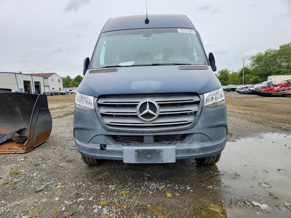2019 Mercedes-benz Sprinter VIN WD4PF1CDXKP133060 COPART salvage auction — MECHANICAL, NJ - CERTIFICATE OF TITLE, sold $9,500 on 2026-10-15 (photo 5)