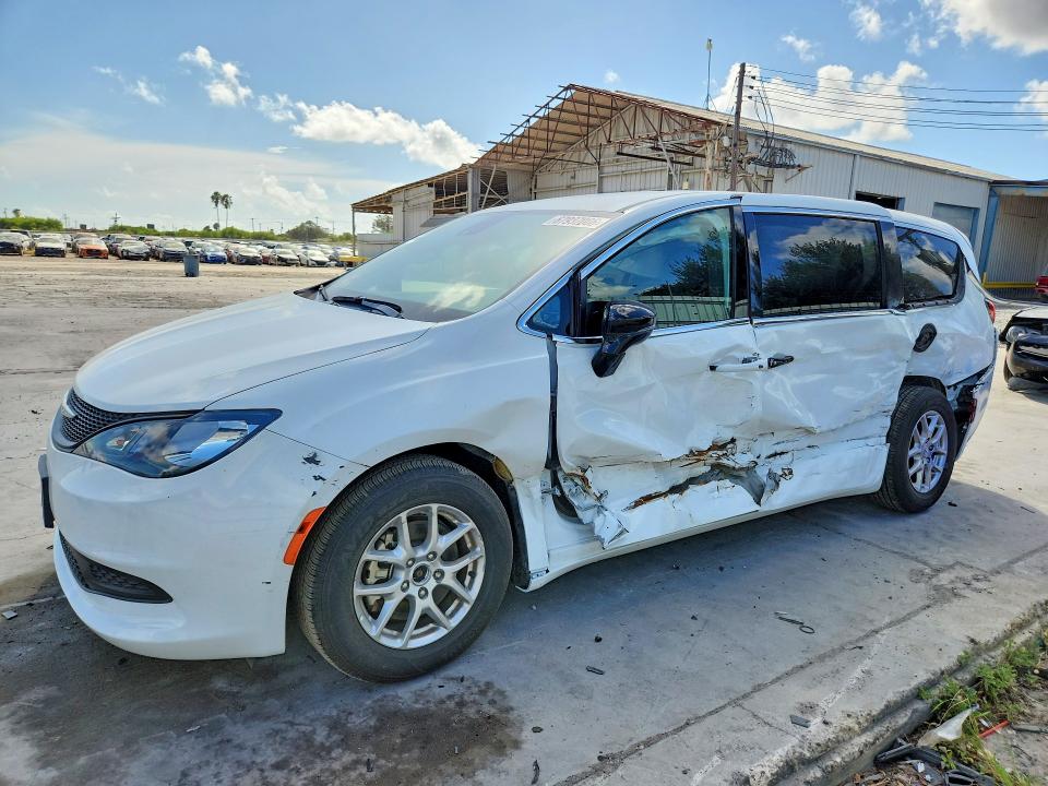 2026 Chrysler Voyager VIN 2C4RC1CG7TR161307 — COPART salvage auction photo