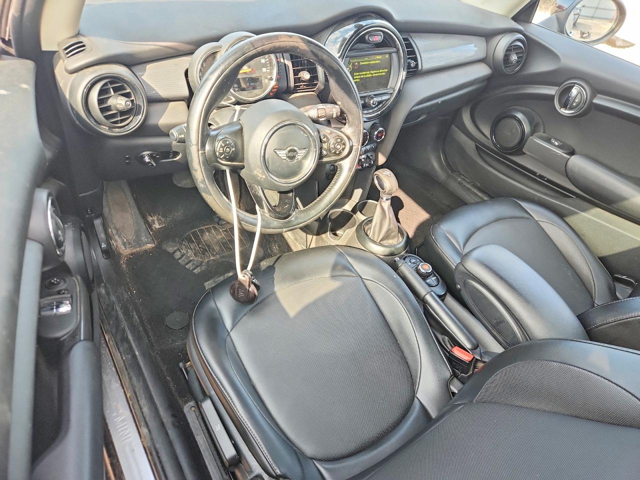 2017 Mini Cooper VIN WMWXP5C55H2D16492 COPART salvage auction — Mechanical, IL - CERTIFICATE OF TITLE, sold $1,200 on 2026-09-14 (photo 8)