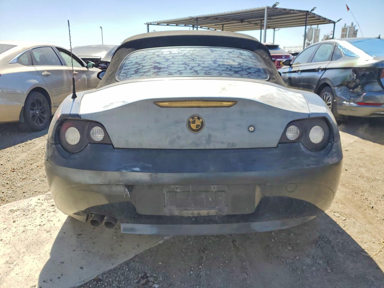 2003 BMW Z4 VIN 4USBT33443LR61634 COPART salvage auction — Front End, CA - APP FOR DUP CLEAN OR AC, sold $375 on 2026-09-08 (photo 6)