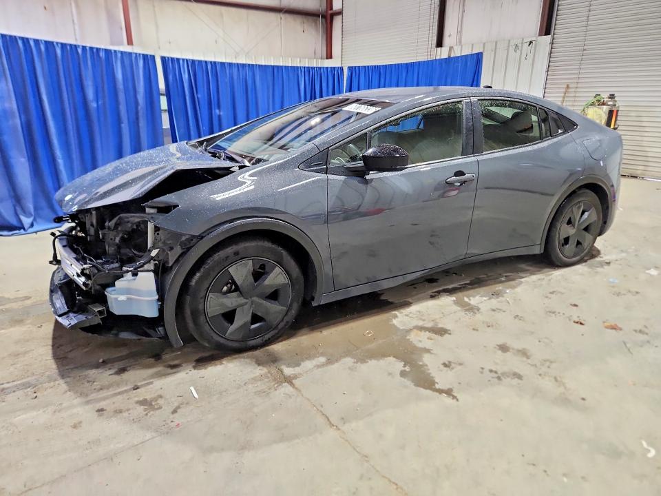 2026 Toyota Prius VIN JTDACAAU0T3074847 — COPART salvage auction photo