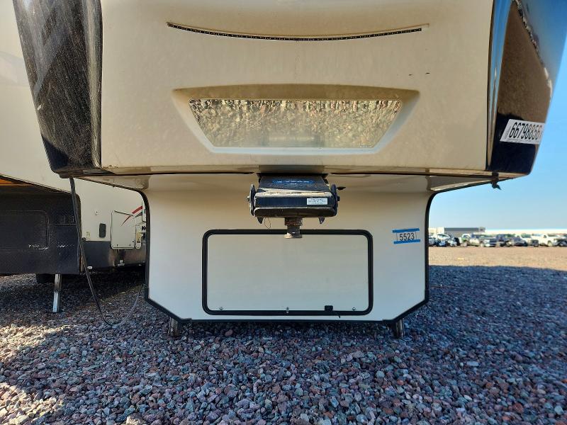 2019 Keystone Alpine VIN 4YDF3802XKE780805 COPART salvage auction — BURN, AZ - CERT OF TITLE - SALVAGE, sold $9,300 on 2026-10-08 (photo 7)