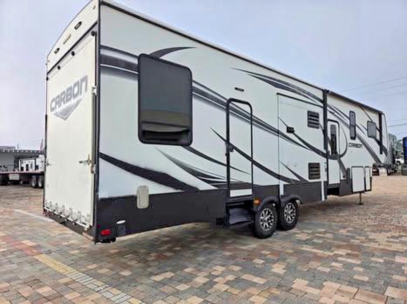 2014 Keystone Stb-36 VIN 4YDF32721ER805204 COPART salvage auction — MINOR DENT/SCRATCHES, FL - CERTIFICATE OF TITLE (P), sold $5,100 on 2026-09-29 (photo 4)