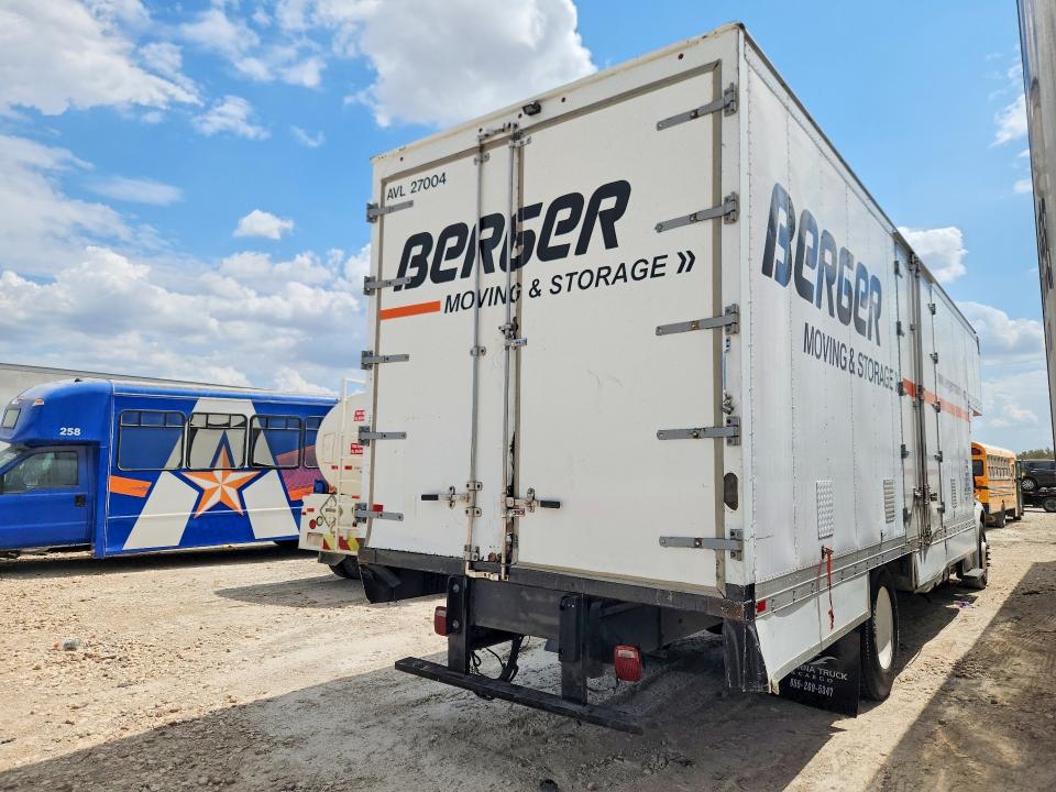 2011 Frht - freightliner M2 VIN 1FVACWDT1BHBA7407 COPART salvage auction — BURN, TX - SALVAGE VEHICLE TITLE (P), sold $225 on 2026-09-21 (photo 3)