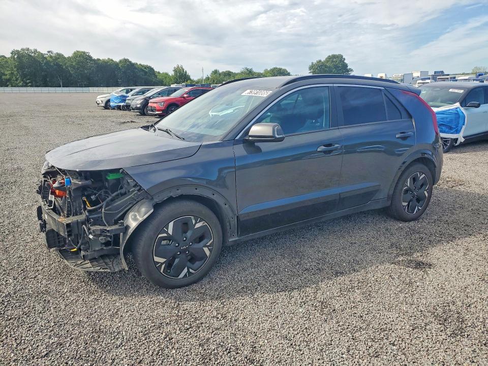2023 Kia Niro VIN KNDCR3L13P5026713 — COPART salvage auction photo