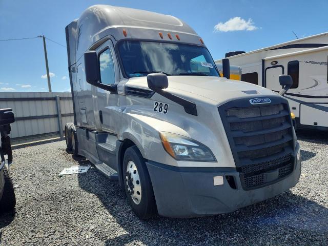 2019 Freightliner Cascadia 126 VIN 3AKJHHDR7KSKB5289 COPART salvage auction — NORMAL WEAR, FL - CERTIFICATE OF TITLE, sold $19,000 on 2026-10-05 (photo 4)
