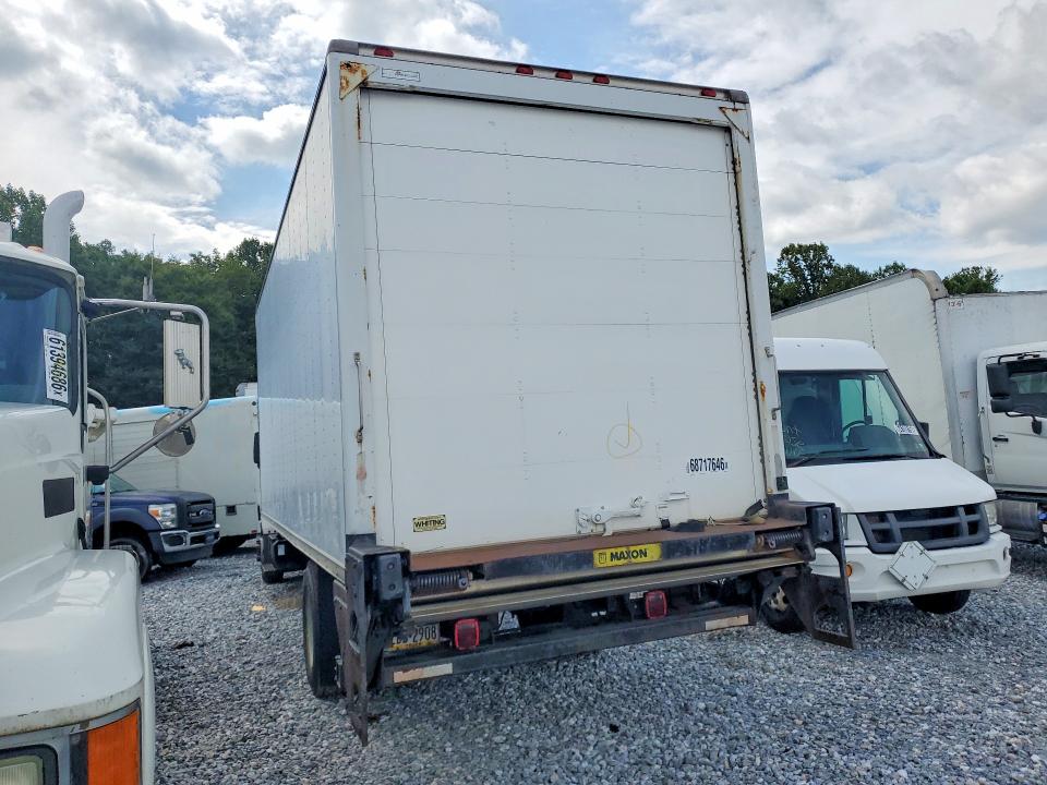 2007 Gmc VIN 1GDJ6C1327F414204 COPART salvage auction — FRONT END, Pa - Cert Of Title, sold $600 on 2026-09-28 (photo 2)