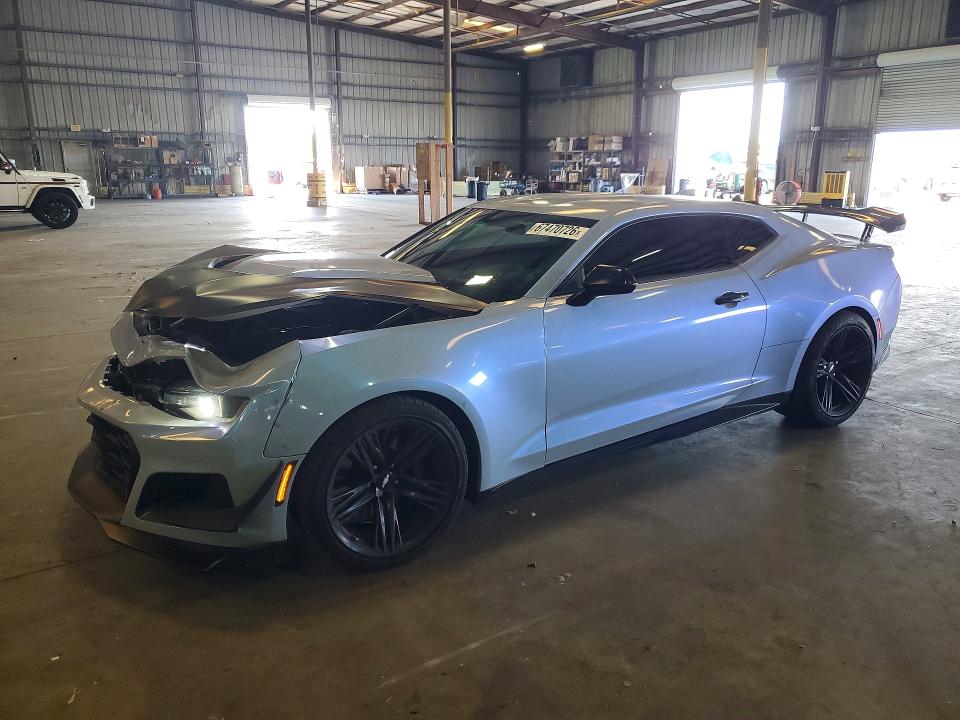 2018 Chevrolet Camaro VIN 1G1FJ1R65J0165704 — COPART salvage auction photo