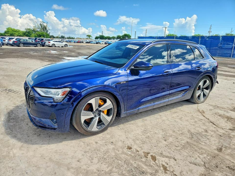 2022 Audi E-tron VIN WA1LAAGE6NB031843 — COPART salvage auction photo