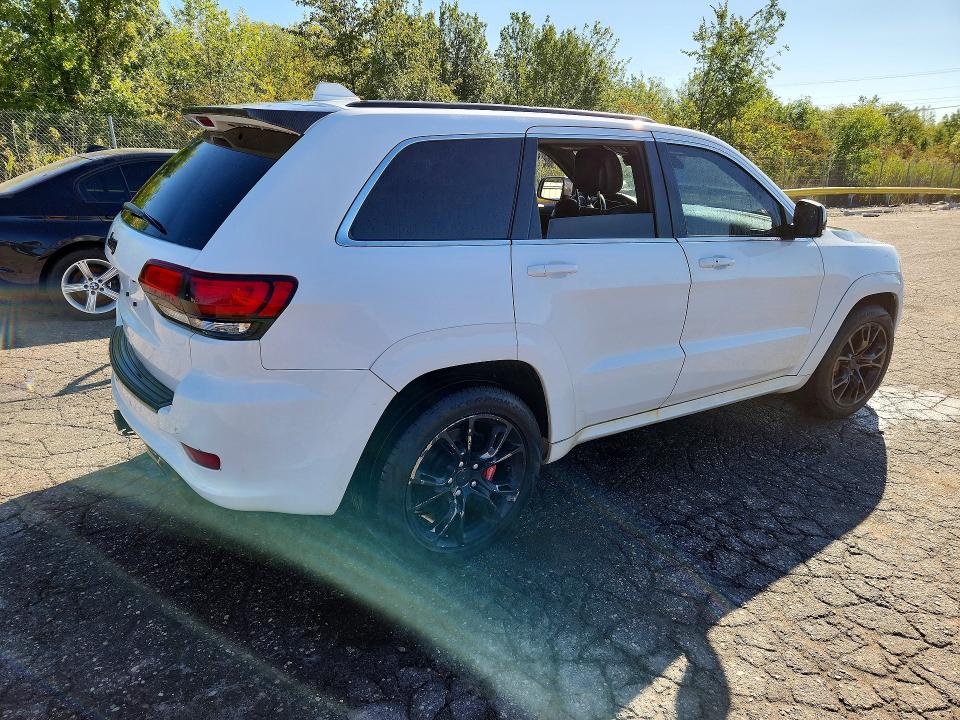 2015 Jeep Cherokee VIN 1C4RJFDJ7FC776384 COPART salvage auction — MINOR DENT/SCRATCHES, Wv - Certificate Of Title, sold $14,900 on 2026-10-19 (photo 3)