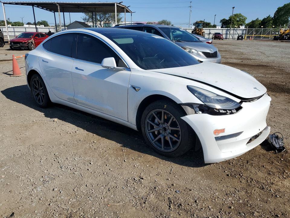 2020 Tesla Model 3 VIN 5YJ3E1EA2LF590553 COPART salvage auction — FRONT END, CA - SALVAGE CERTIFICATE, sold $5,200 on 2026-10-02 (photo 4)