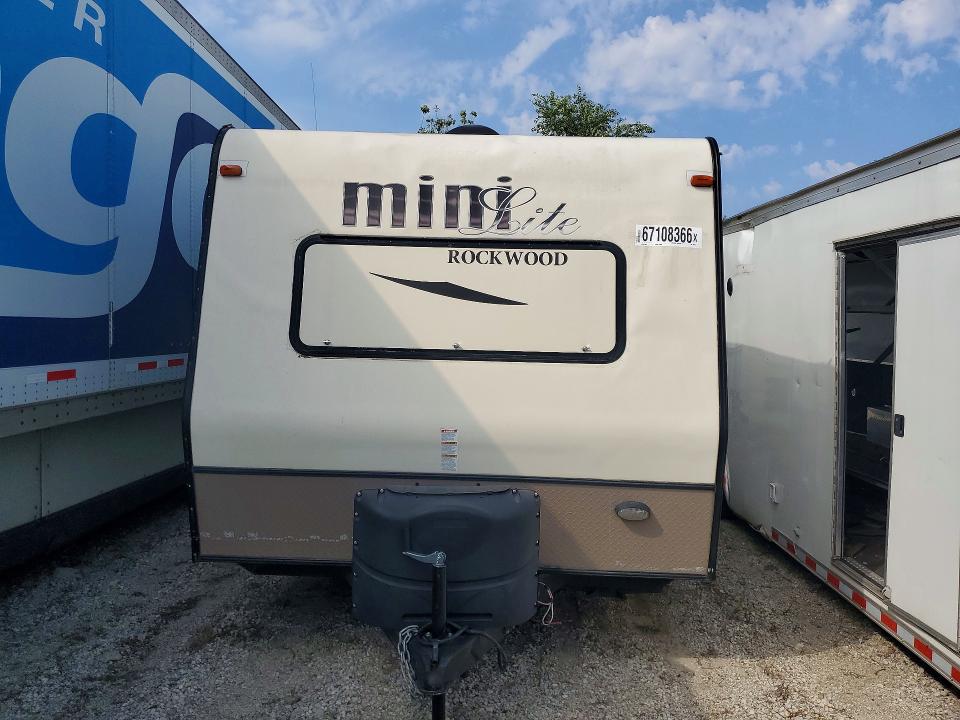 2016 Foresriver VIN 4X4TRLW20GD408413 COPART salvage auction — NORMAL WEAR, IN - CERT OF TITLE - REBUILT VEHICL (P), sold $550 on 2026-09-30 (photo 5)