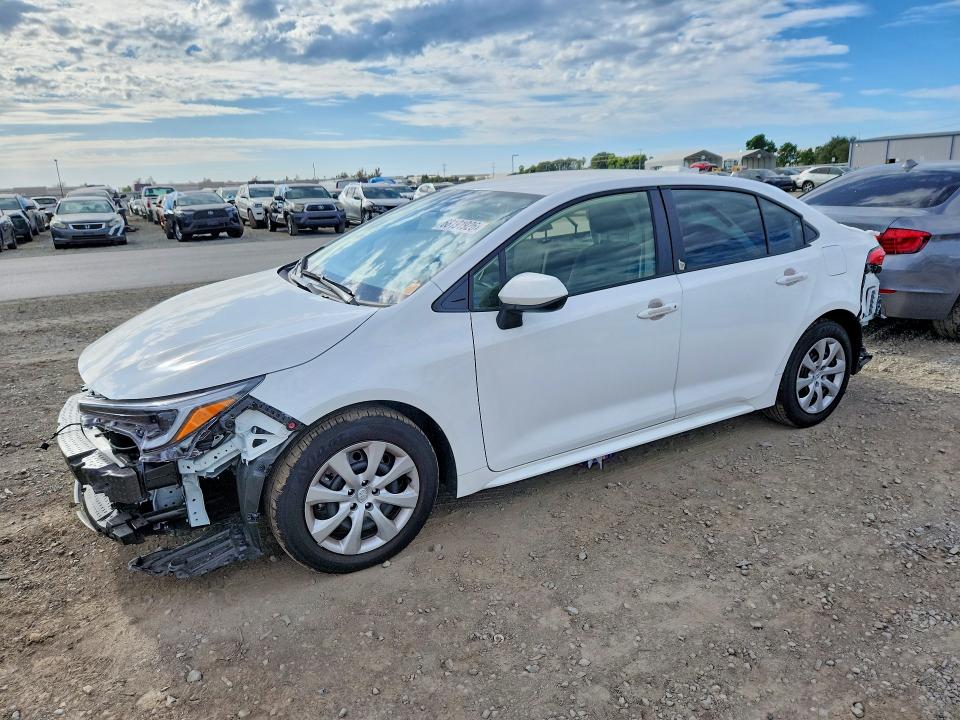 2026 Toyota Corolla VIN JTDBCMFE1T3145206 — COPART salvage auction photo