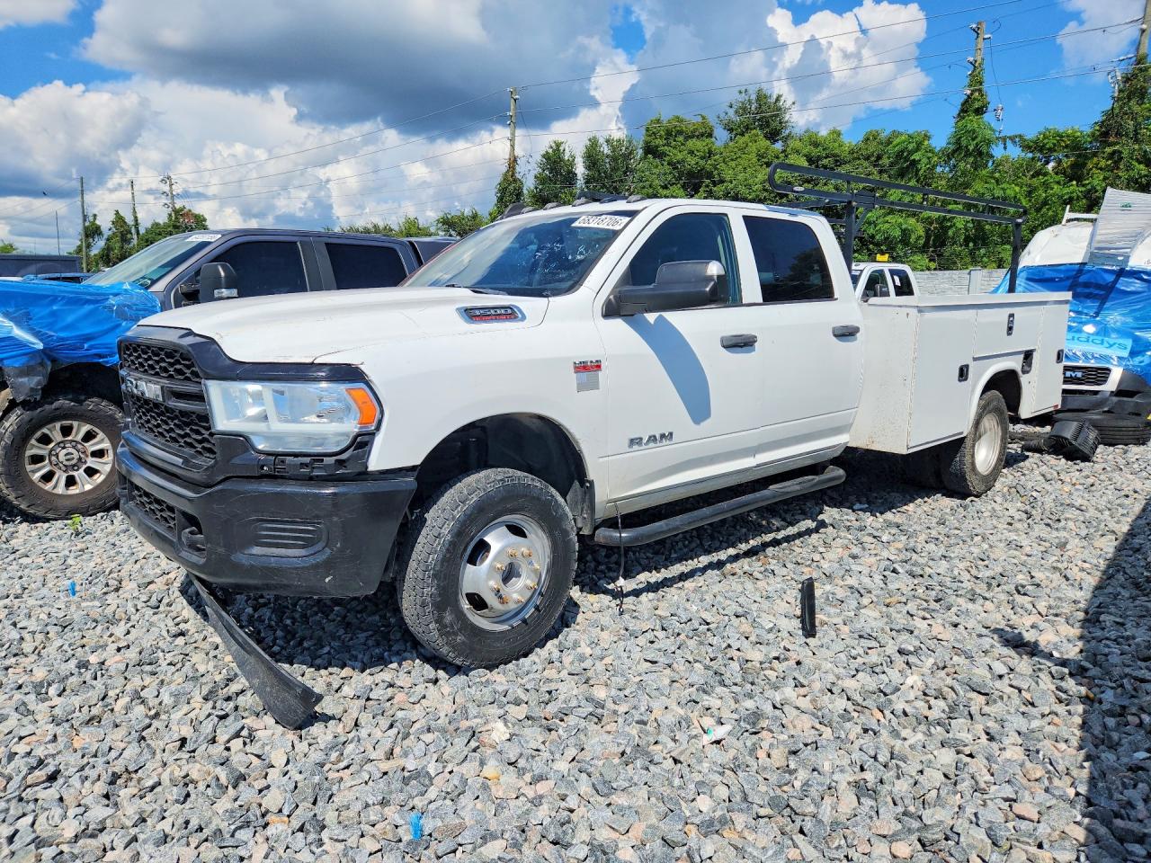2019 Ram 3500 VIN 3C7WRSCJ7KG561085 — COPART salvage auction photo