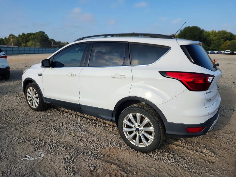2019 Ford Escape VIN 1FMCU9HD2KUC45788 COPART salvage auction — MINOR DENT/SCRATCHES, Ar - Certificate Of Title, sold $90 on 2026-10-05 (photo 2)