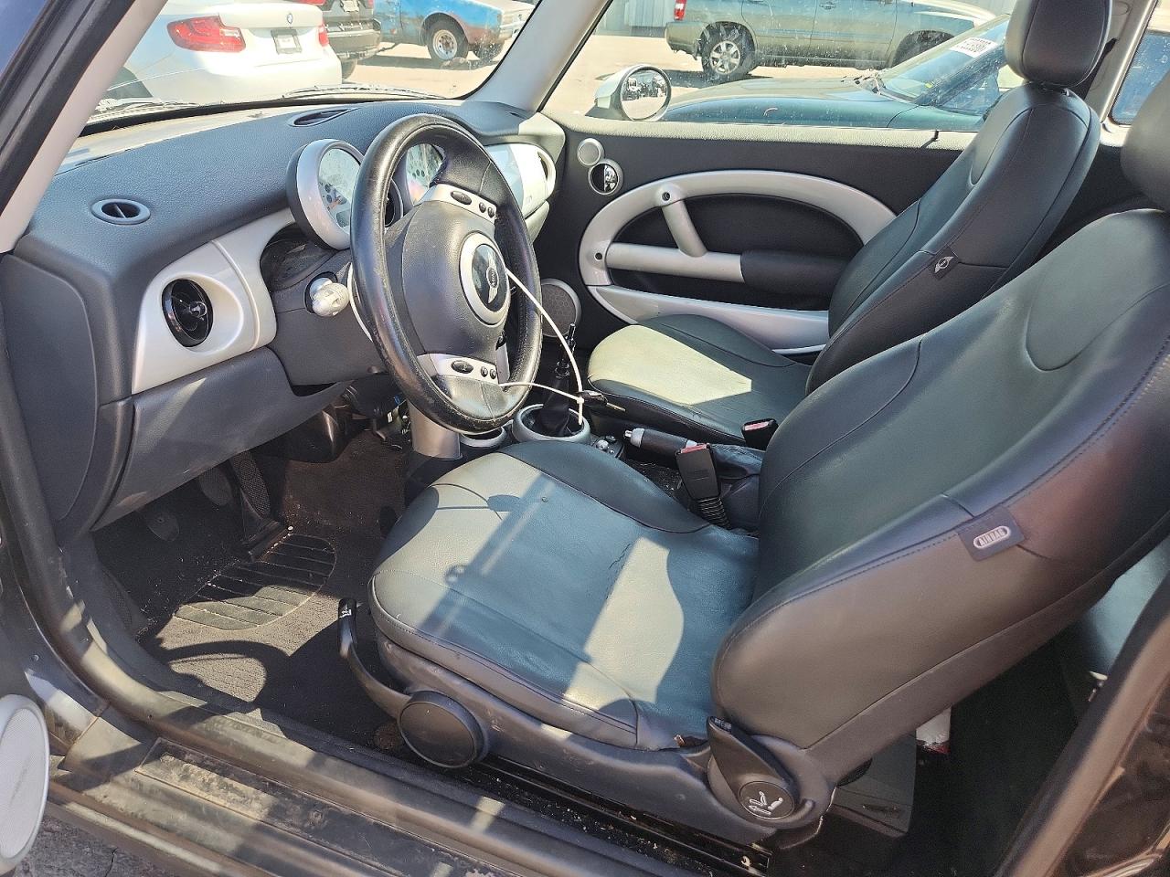 2002 Mini Cooper VIN WMWRC33422TC38206 COPART salvage auction — Mechanical, OR - CERTIFICATE OF TITLE, sold $693 on 2026-09-18 (photo 7)