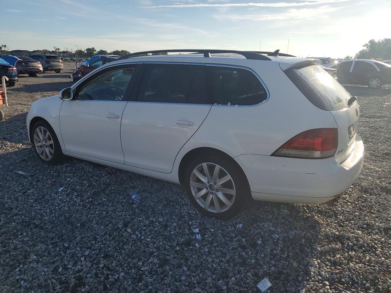 2012 Volkswagen Jetta VIN 3VWPL7AJ8CM678905 COPART salvage auction — Minor Dent/Scratches, Ct - Clean Title, sold $925 on 2026-09-18 (photo 2)
