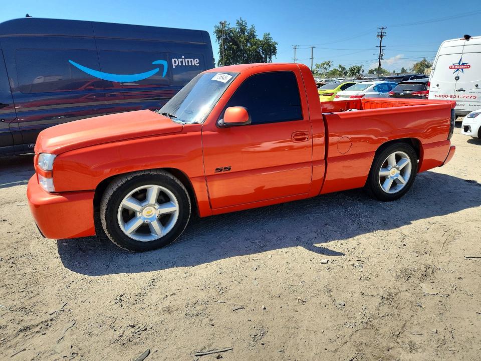 2005 Chevrolet Silverado 1500 VIN 1GCEC14T85Z163988 — COPART salvage auction photo