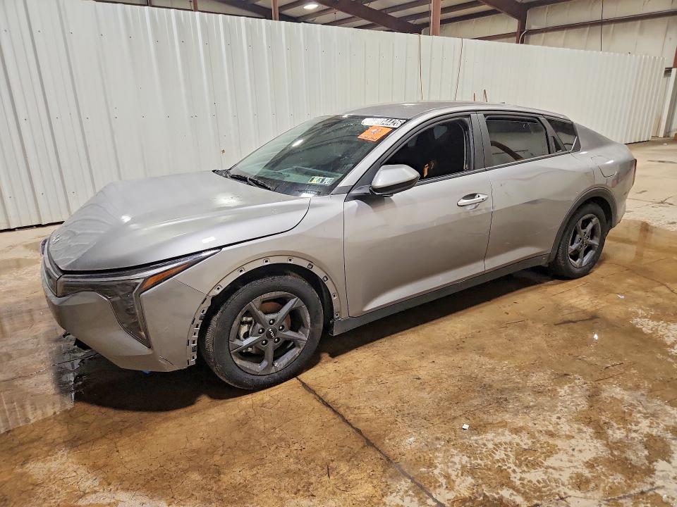 2025 Kia K4 VIN 3KPFT4DE9SE219709 — COPART salvage auction photo