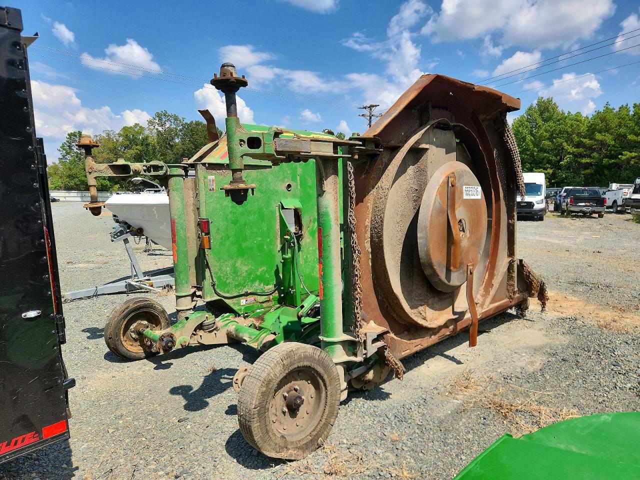2025 VIN 1P0FC4RGLRF001086 COPART salvage auction — Side, Bs - Clean Title, sold $800 on 2026-09-25 (photo 4)