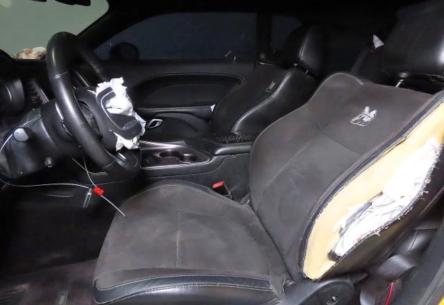 2017 Dodge Challenger VIN 2C3CDZFJ4HH637958 COPART salvage auction — ALL OVER, NV - DIS/DLR/EXP ONLY CLEAN TITLE (P), sold $8,500 on 2026-10-12 (photo 9)