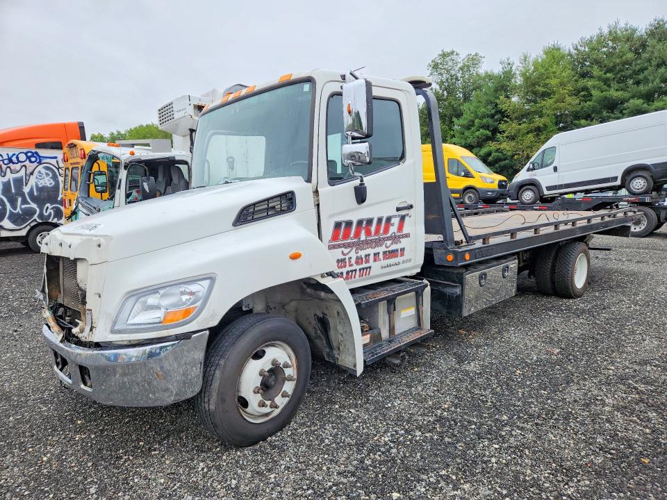 2016 Hino 258/268 VIN 5PVNE8JN0G4S50664 — COPART salvage auction photo