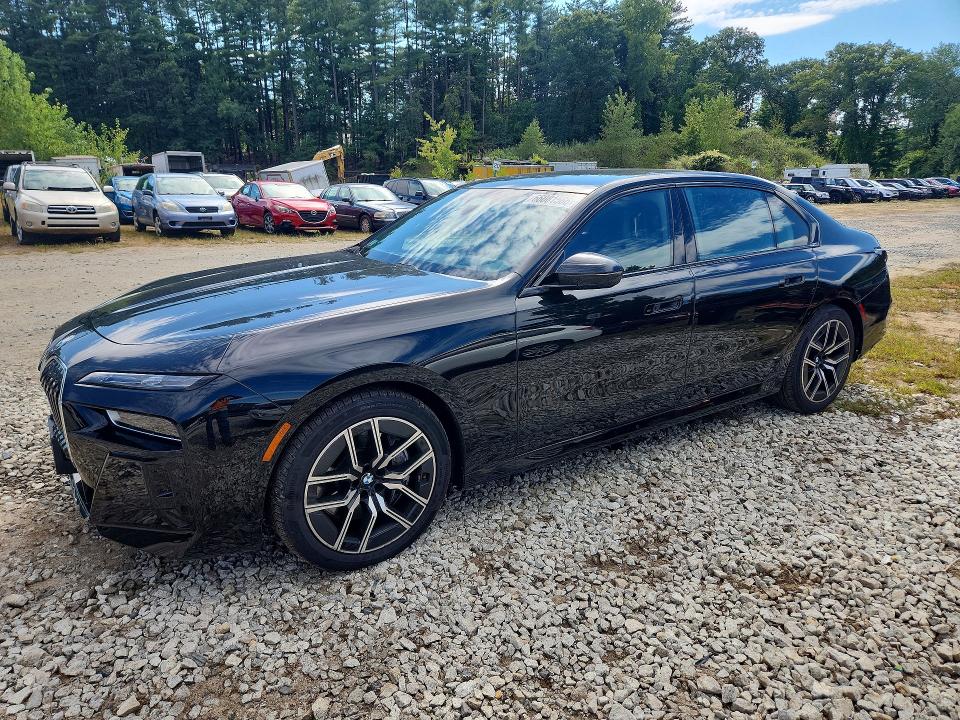2024 BMW 7er VIN WBA33EJ05RCR30100 — COPART salvage auction photo
