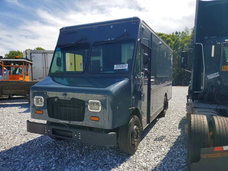 2020 Freightliner Mt45g VIN 4UZAC2EA0LCMK2972 — COPART salvage auction photo