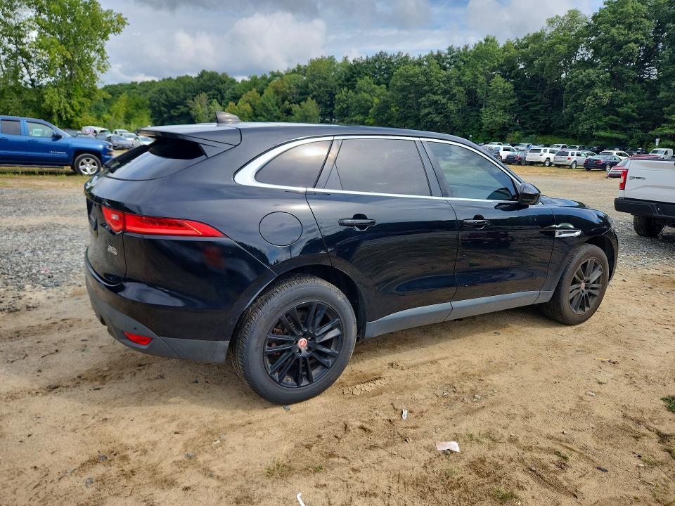 2020 Jaguar F-pace VIN SADCK2GX4LA632797 COPART salvage auction — NORMAL WEAR, De - Certificate Of Title (P), sold $8,200 on 2026-09-30 (photo 3)